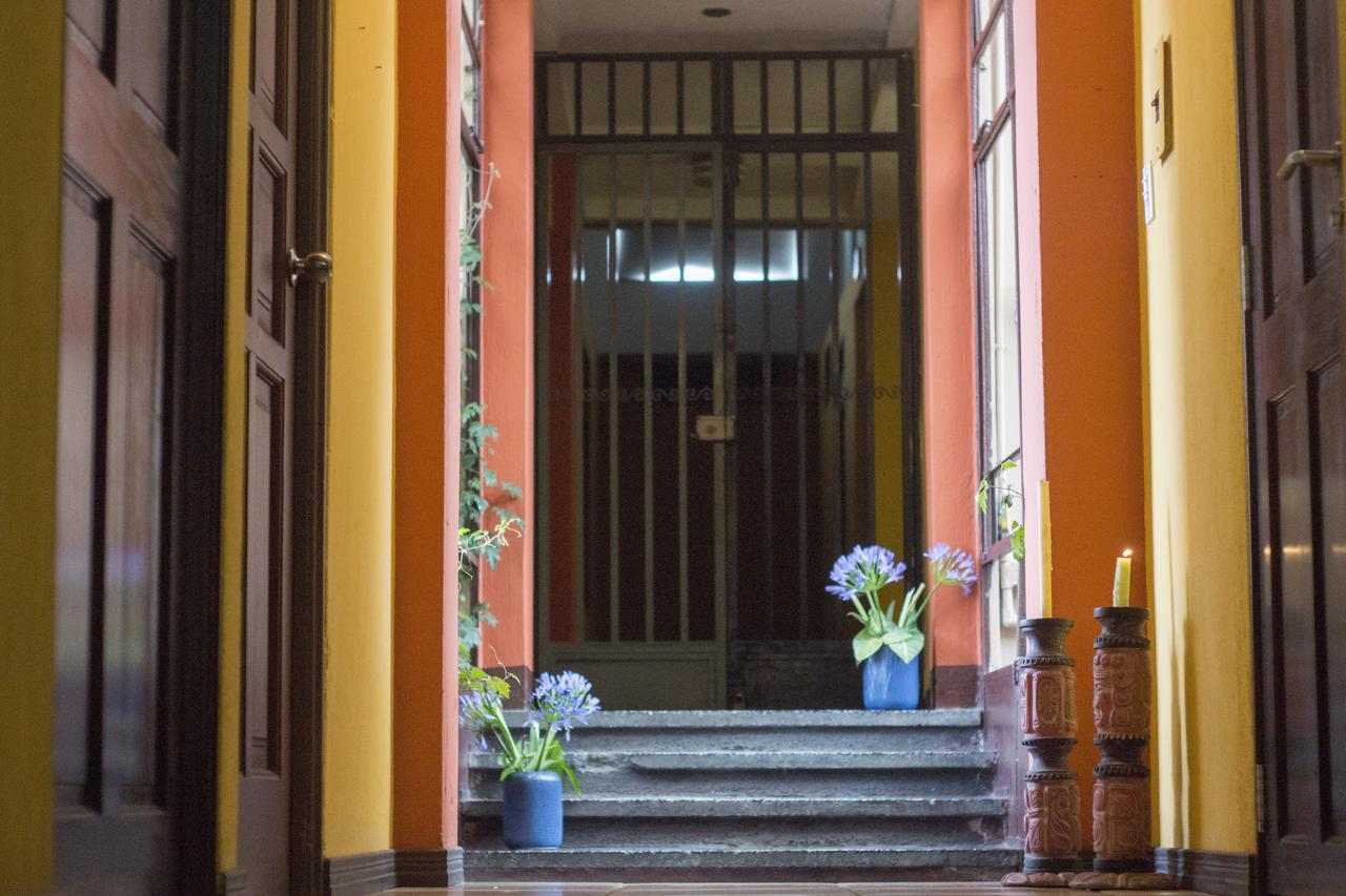 Give House Bed & Breakfast Guatemala City Exterior photo